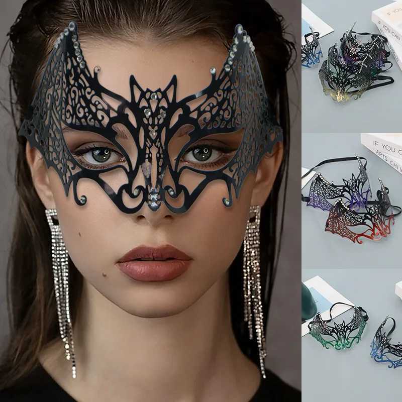 Diamond Encrusted Iron Half Face Bat Mask Sexy Carnival Masquerade Ball Halloween Party Gothic Steampunk Eye MaskW251029
