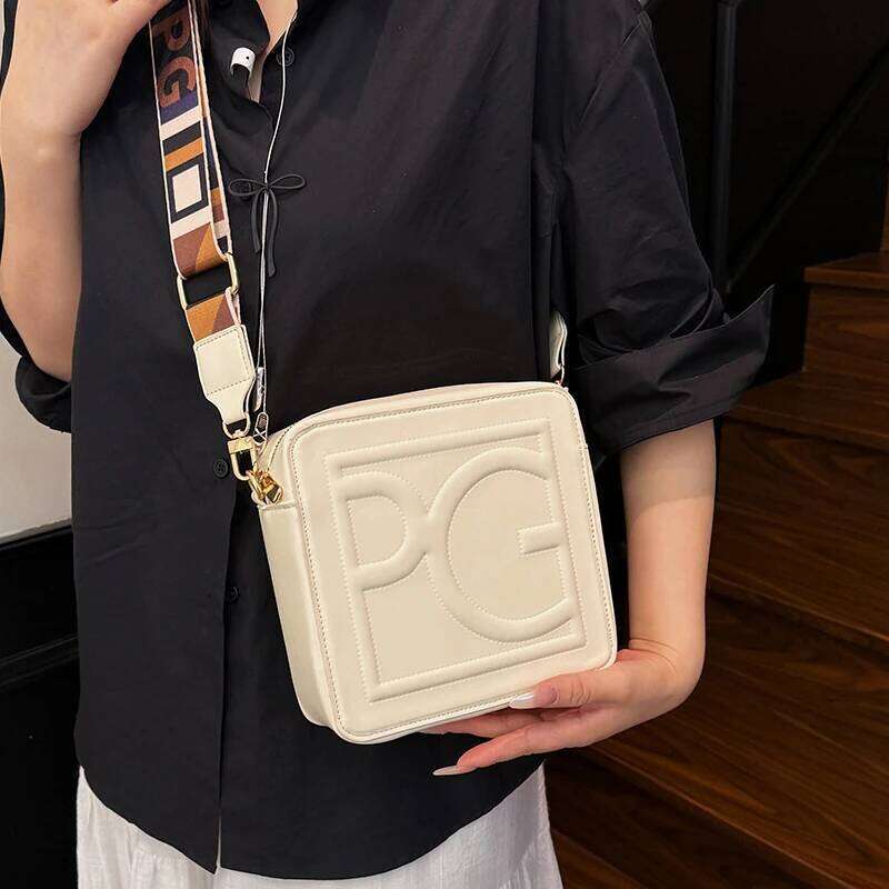 Designer Bags Fashionable Ladies Shoulder Premium Leather Tote Handbag Spacious Women's Zipper Crossbody Bag With Pockets Hot Selling