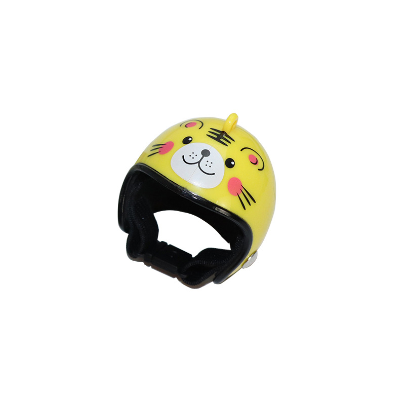 Durable Chick Style Canine Head Cover Secure Fit Helmet Chicken Pet Hat Ensuring Optimal Pet Safety Headgear