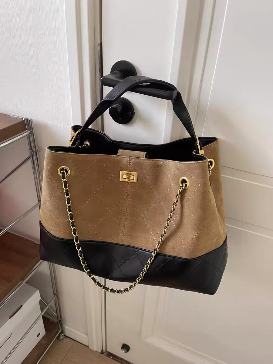 New matte suede patchwork European and American style quilted chain tote large capacity crossbody shoulder bag for women, fashionable designer bag