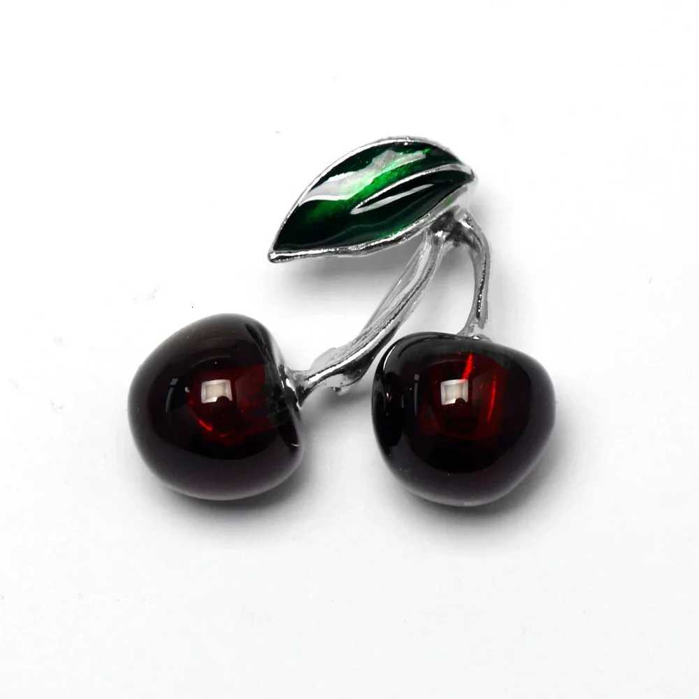 1Pc Cherry Brooch for Women Men Exquisite Cute Cherry Fruit Pins Jewelry Trendy Accessories Birthday Party Gifts 2025 Y251029