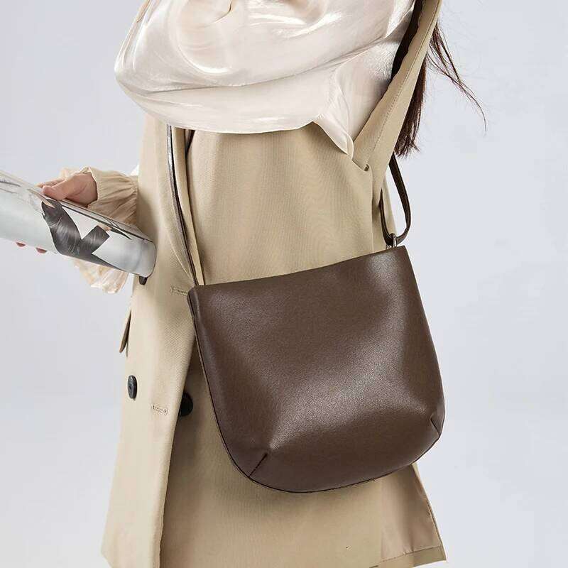 Designer bag 52 Casual Shoulder Soft Natural Cow Leather Women Designer Bag Crossbody Bags Handbag