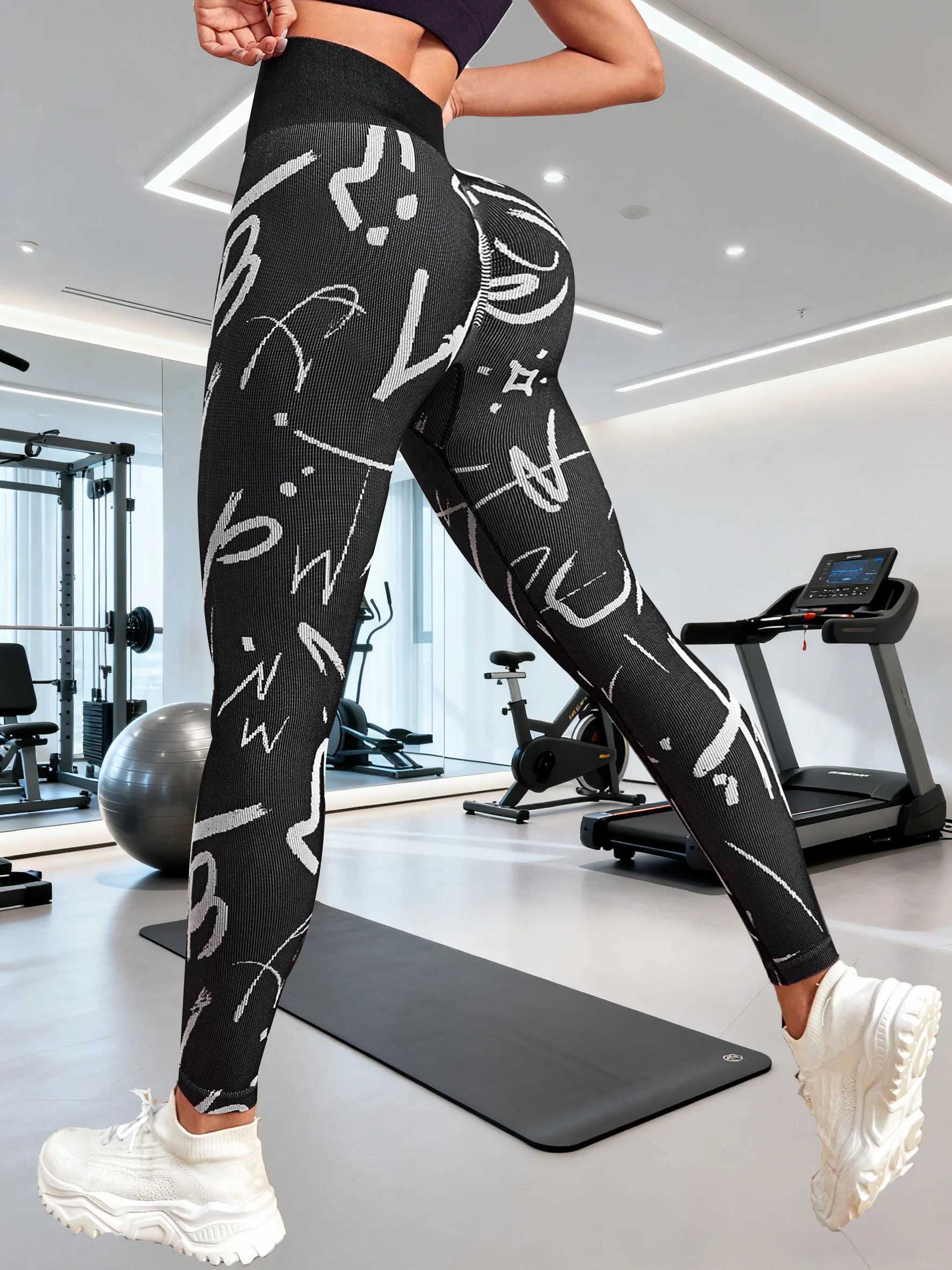 1pc Yoga Pants For Fitness And Running Seamless High Waisted And Abdominal Cinching Fashionable Sports And Fitness Pants J251030