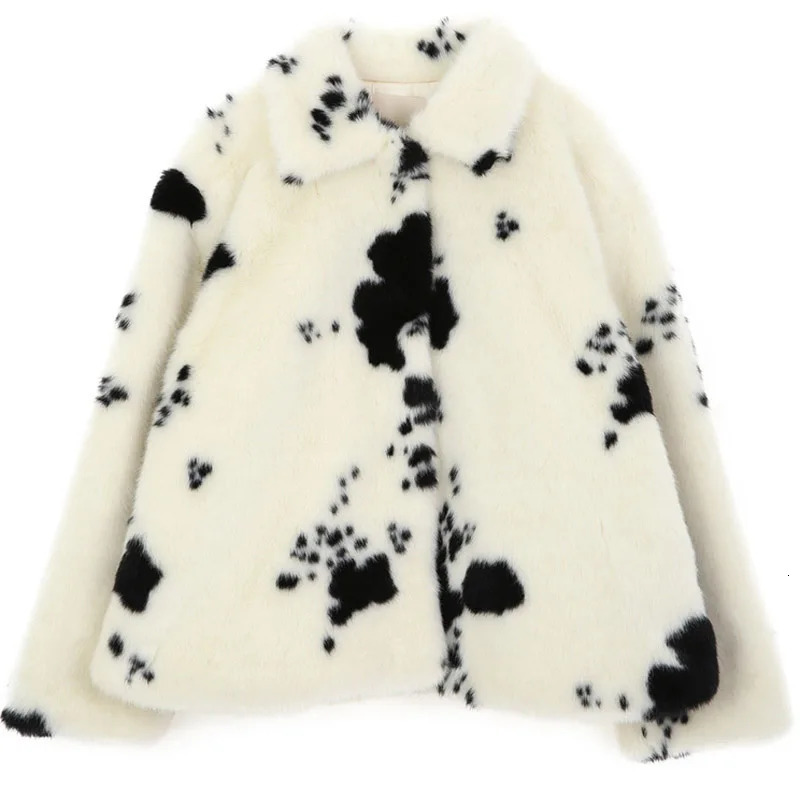 Korean small cow pattern imitation mink fur coat female short thick black and white spotted plush coat 251029