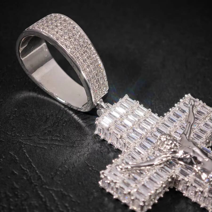Pass Diamond Tester Trendy Hip Hop D Color VVS Baguette Moissanite Cross Jesus Pendant With 925 Sterling Silver GRA Men Party