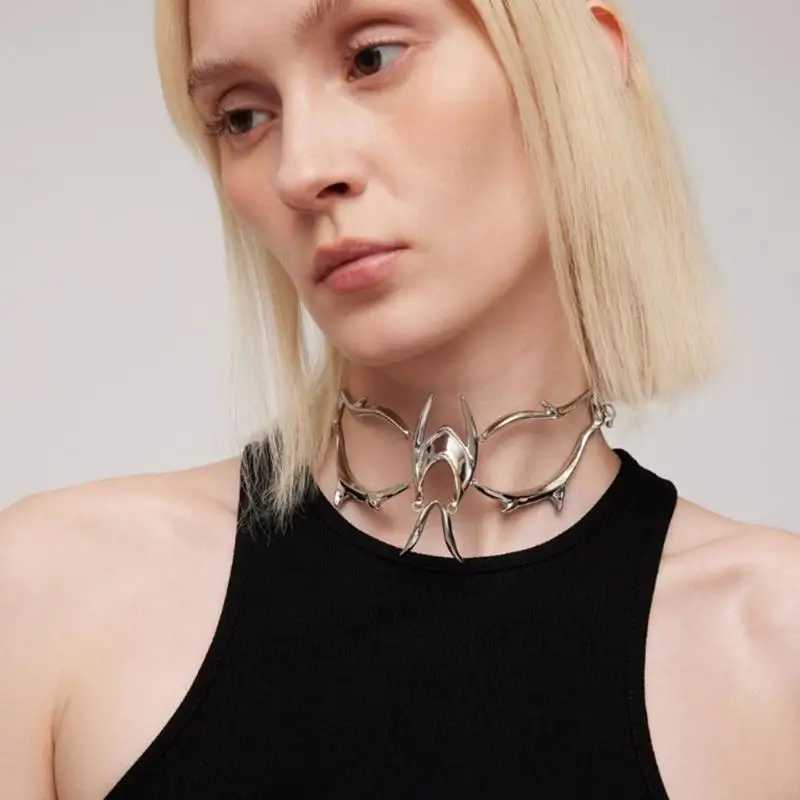 N5KA 2Pcs Punk Cyborgs Masquerade Mask Half Face Magics Balls Metal Mask Irregular Fluid Face Decoration for WomenW251029