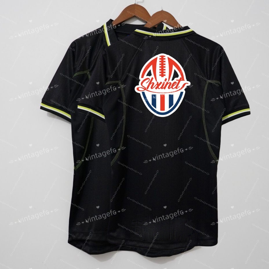 Support customization of classic 9899 season treble home away retro jerseys, Beckham team uniforms, and Giggs short-sleeved football jerseys