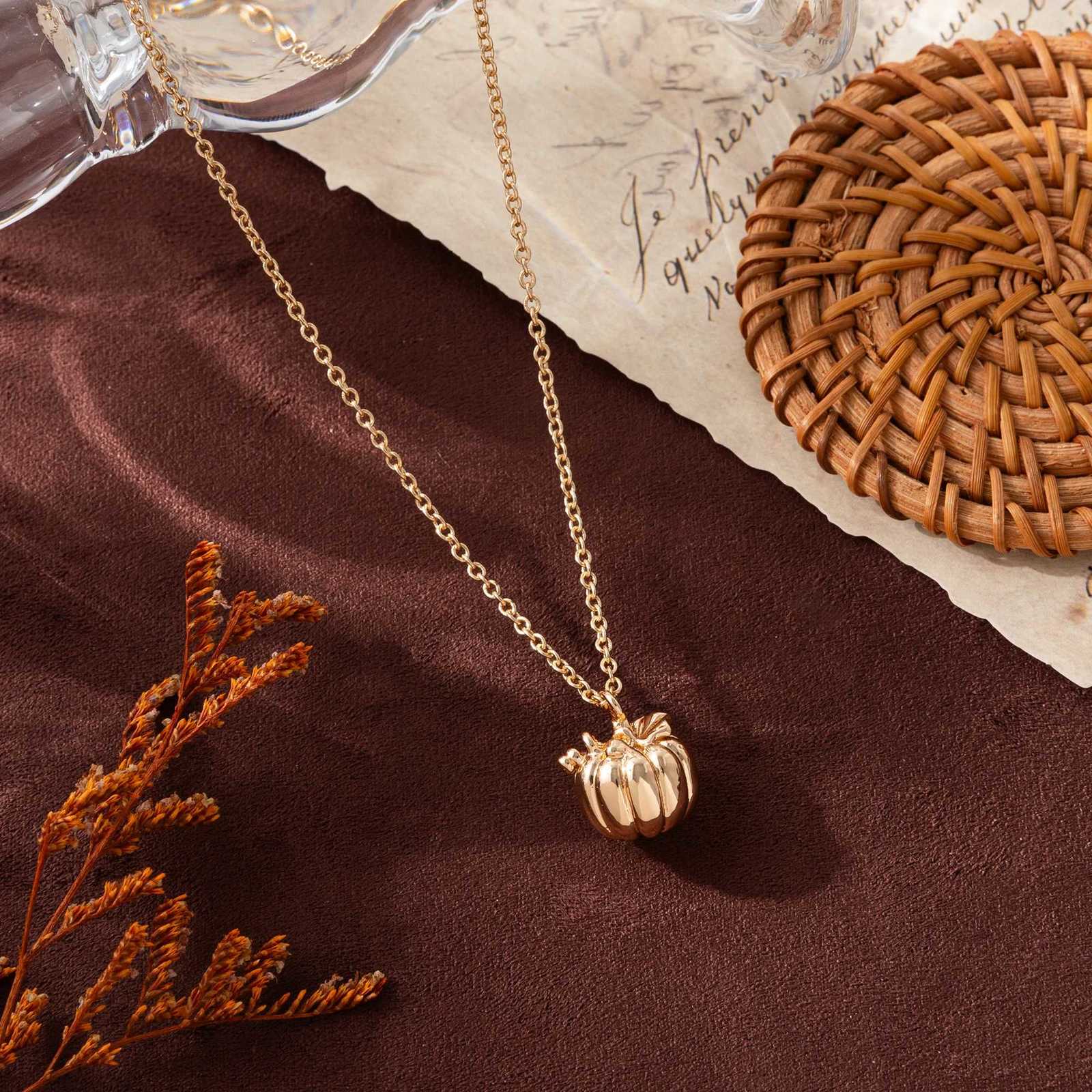 Halloween Magic Pumpkin Necklace Vintage Personalized Pumpkin Pendant Necklace Jewelry AccessoriesXJ251030