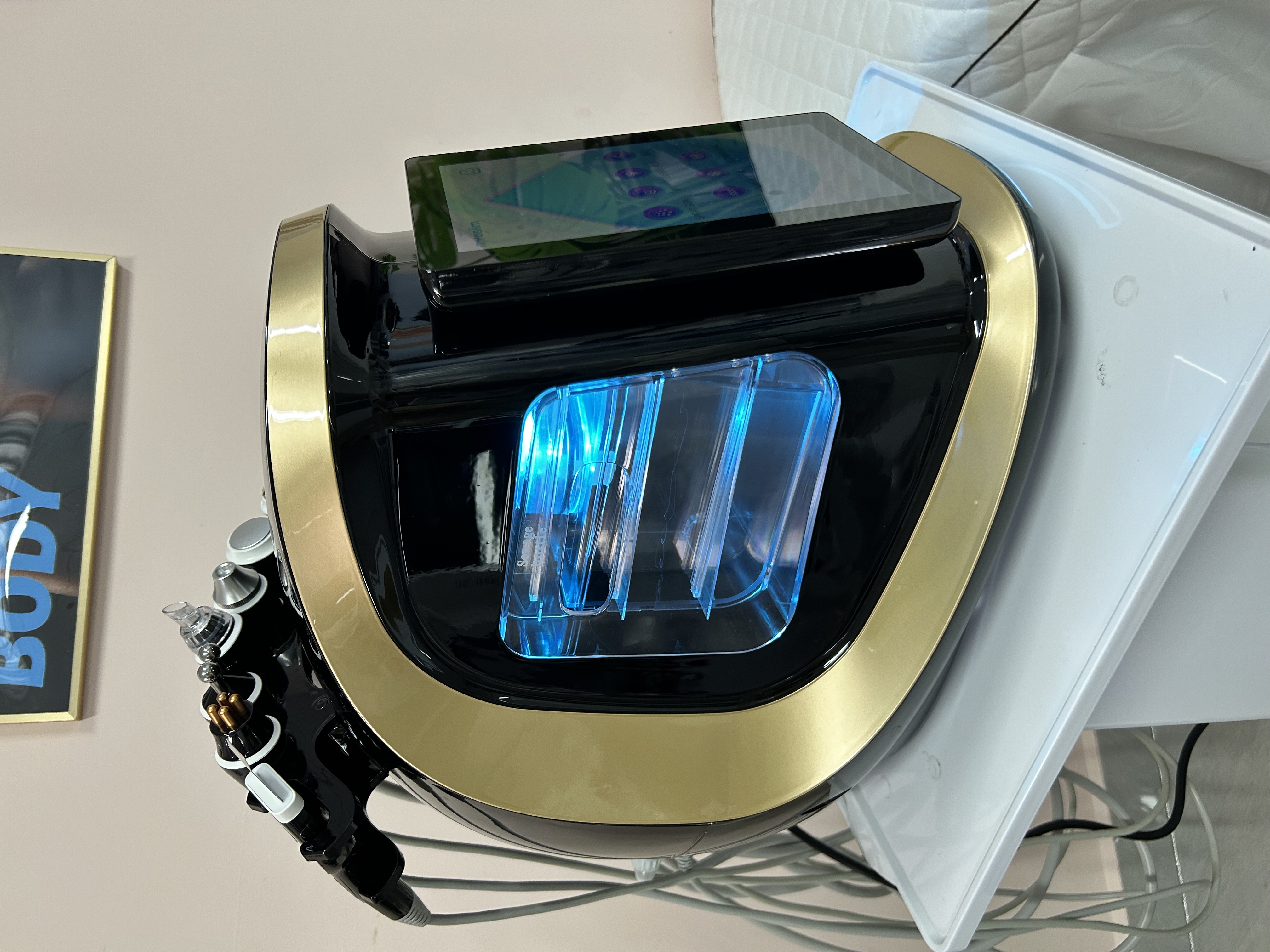 Water Hydra Dermabrasion Machine Oxygen Ice Blue Smart Jet Aqua Peeling Small Bubble Microcurrents for Facial Cleansing Device