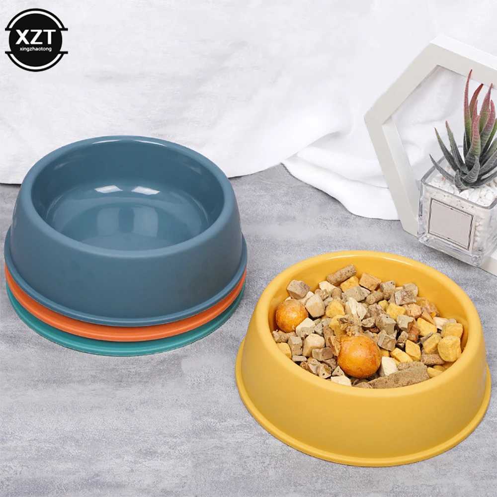 High Quality Solid Color Pet Bowls CandyColored Lightweight Plastic Single Bowl Small Dog Cat Pet Bowl Pet Feeding Water Tools J251113