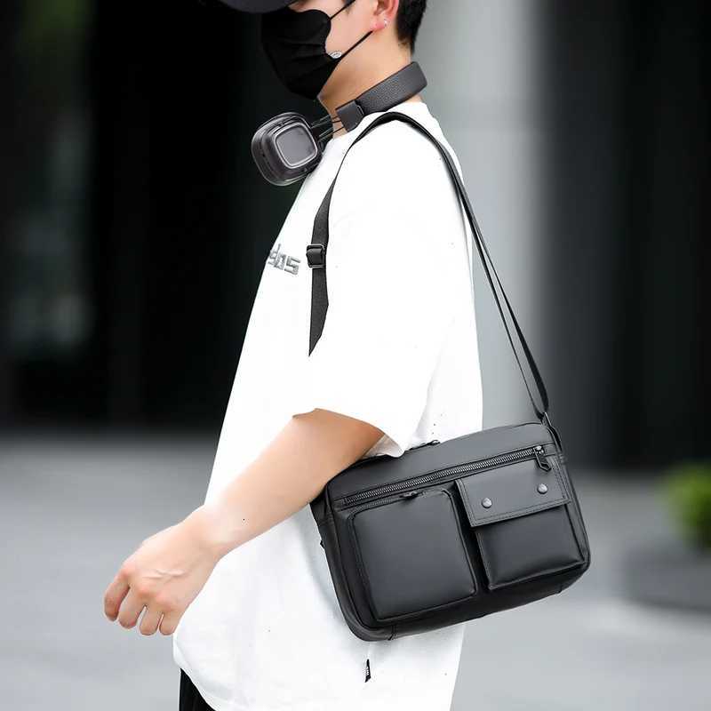 Basic style of mens shoder bag suitable for daily cmuting adjustable strap Mailman bag business leisure shoder bag Y251011