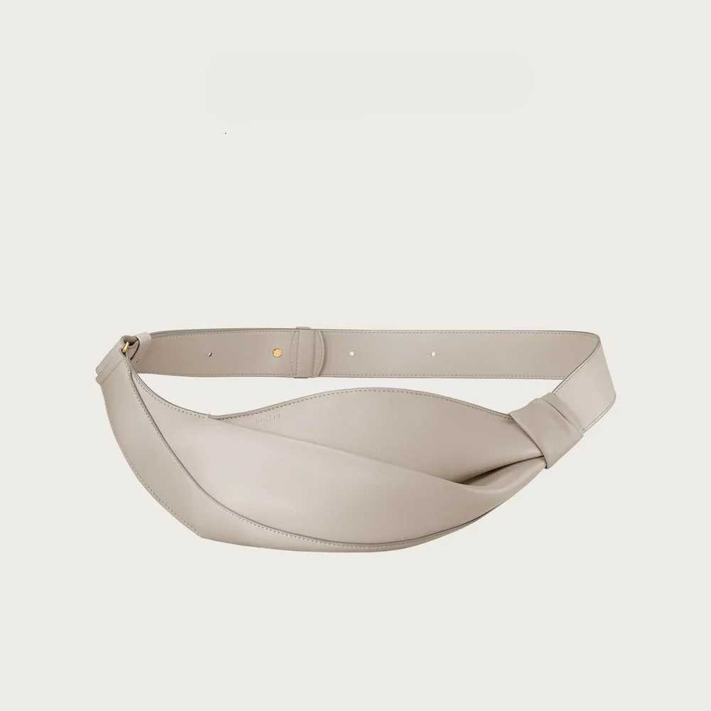 Designer bag hot large capacity low shaped persali niche travel smooth cowhide crossbody bag Y251029