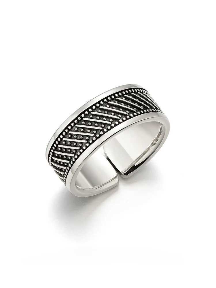 New Silver Color Fashionable and Simple Retro Mens Ring Unique Design Trendy and Versatile High End Sense JewelryW251030