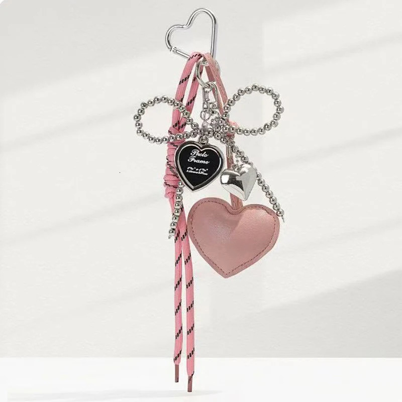 Womens Bag Pendants Korean Cute Beaded Leather Heart Kawaii Bow Sweet Bag Charms Multifunctional Highquality Keychain 251030