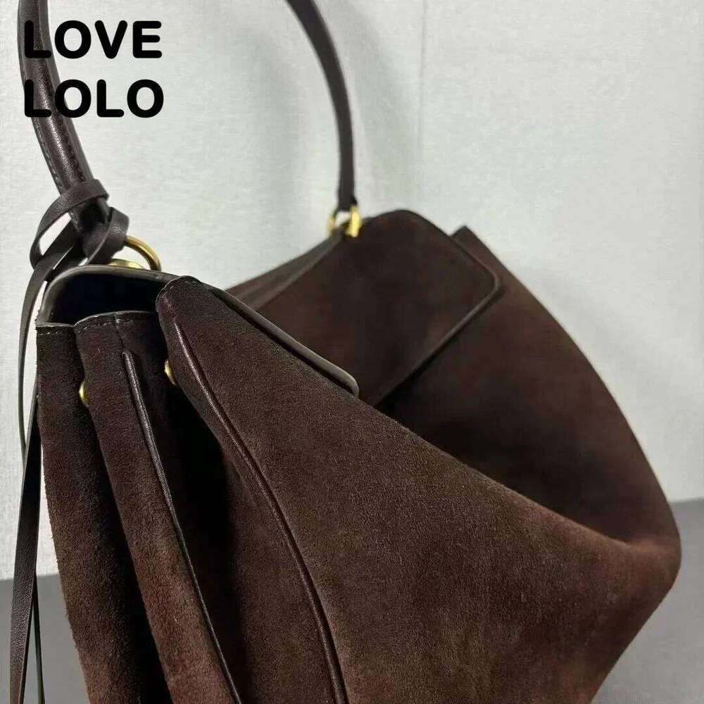 Suede Leather Tote for Women Large Capacity Cowhide Shoulder Bag Designer Lock Satchel Chic Soft Nubuck Crossbody Purse