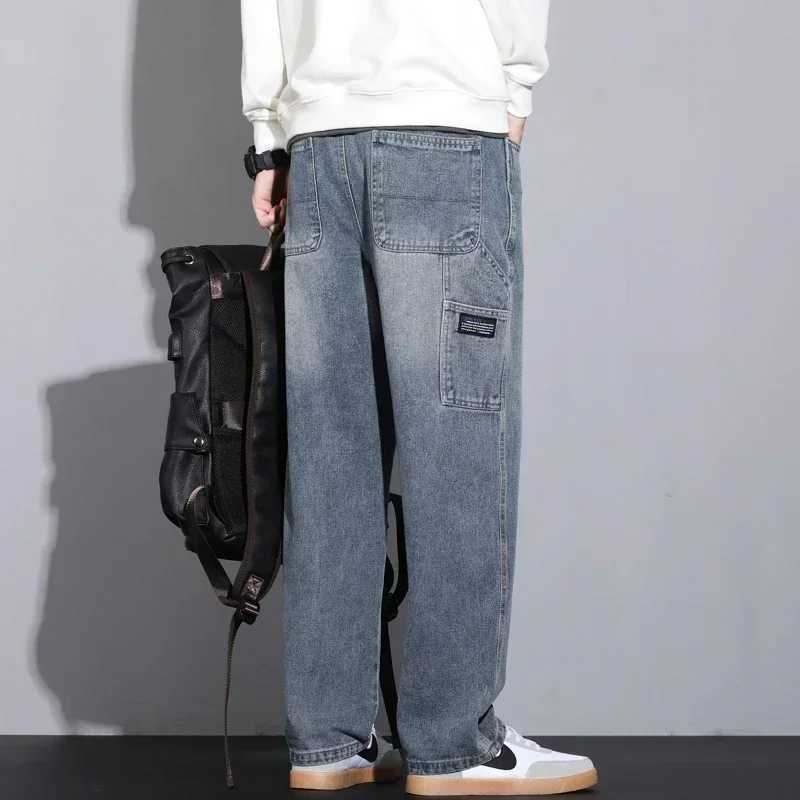 2024 New Autumn Mens Jeans Street Hiphop Loose Straight Multipocket Workwear Denim Trousers Baggy Casual Splicing Trousers J251030