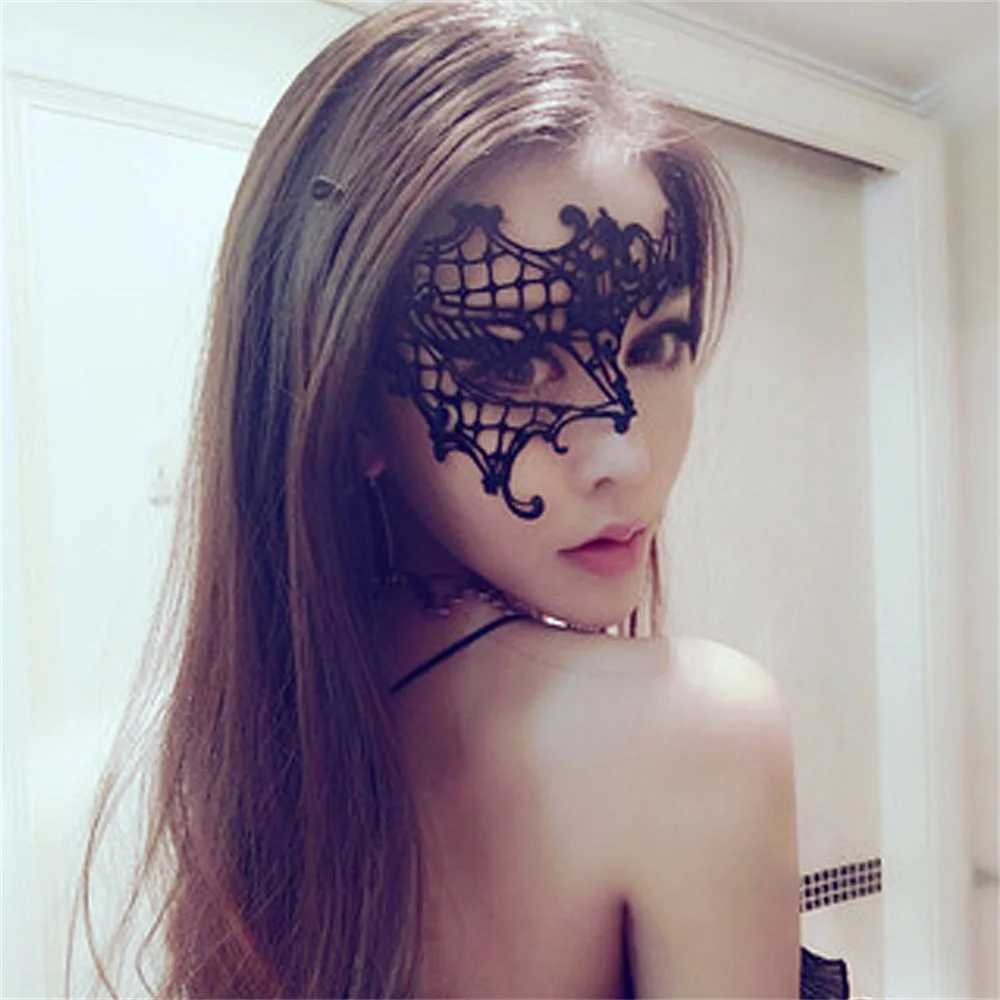 Black Hollow Lace Masquerade Face Mask Sexy Cosplay Prom Party Props Costume Carnival Masquerade Mask Nightclub Queen Eye MaskW251029