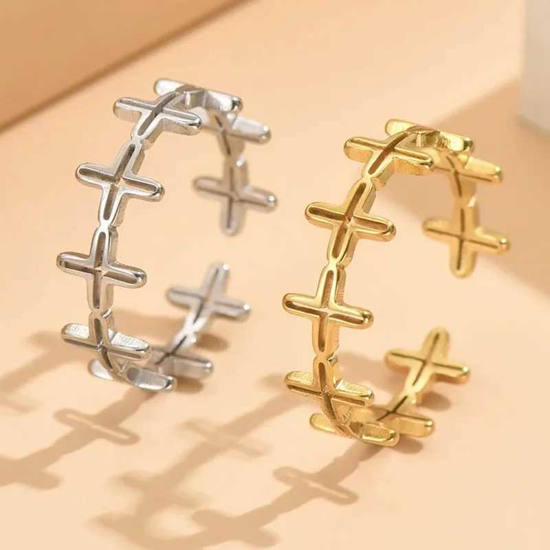 20pcslot Vintage Stainless Steel Gold Silver Color Cross Open Adjustable Ring for Women Men Fashion Jewelry Gift W251030