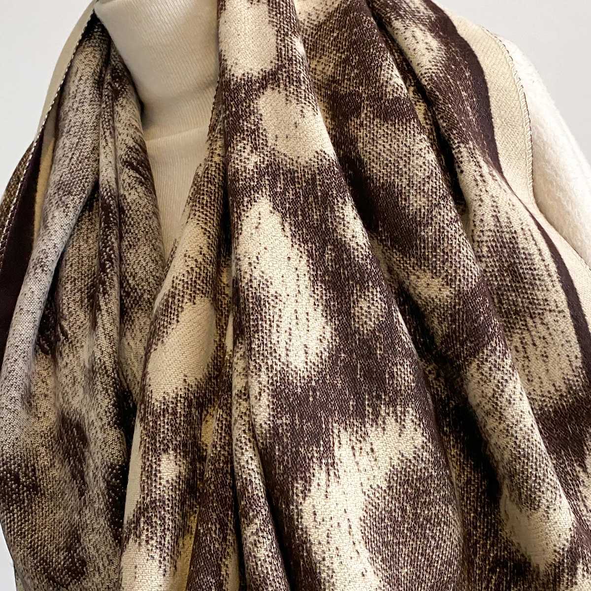 2025 Women Floral Print Scarf Winter Warm ShAWl and WrAP Bandana Female Foulard BlanketW251030