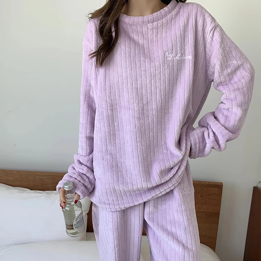 Winter Flannel Twopiece Loose Casual Oneck Striped Coral Fleece Top Elastic Waist Pants sets Womens Pajamas Set Sleepwear 251029