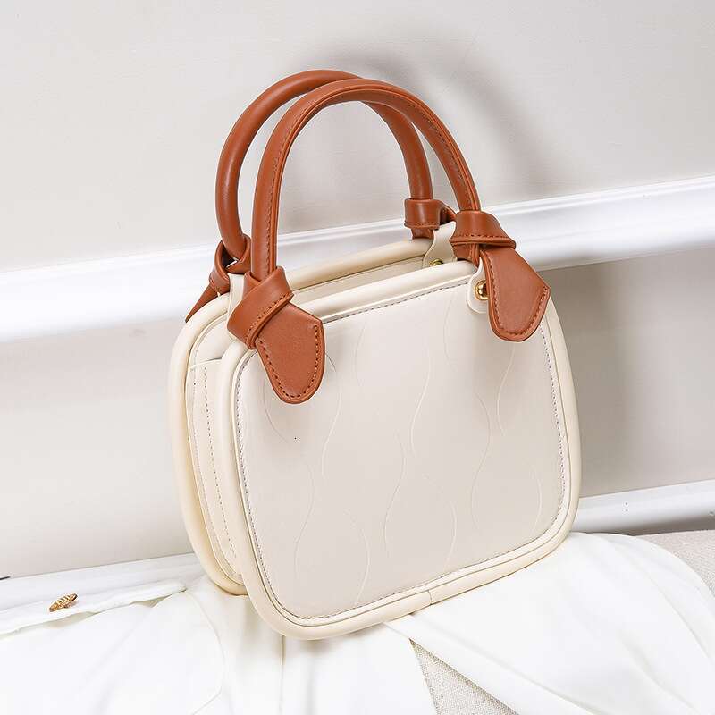 Niche Design New Women's Versatile Contrast Color Portable Biscuit Bag Ins High-End Small Square Shoulder Messenger Bag