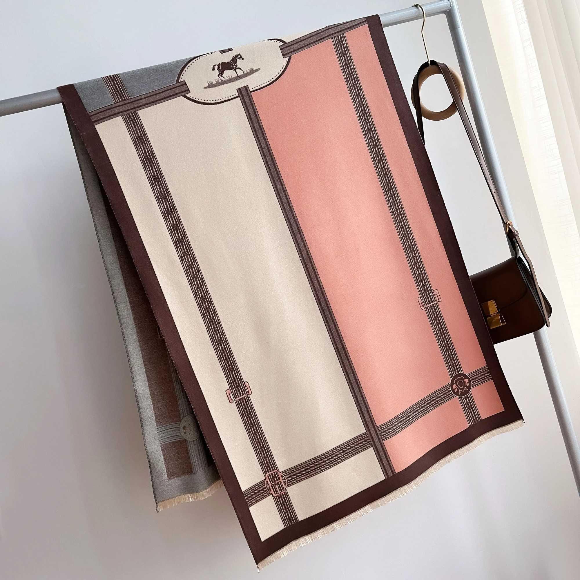 NEW Luxury Winter Thick Warm Scarf Women Cashmere Shawl and Wraps Pashmina Neckerchief Bufanda Female Long Tessel Echarpe 2024W251029