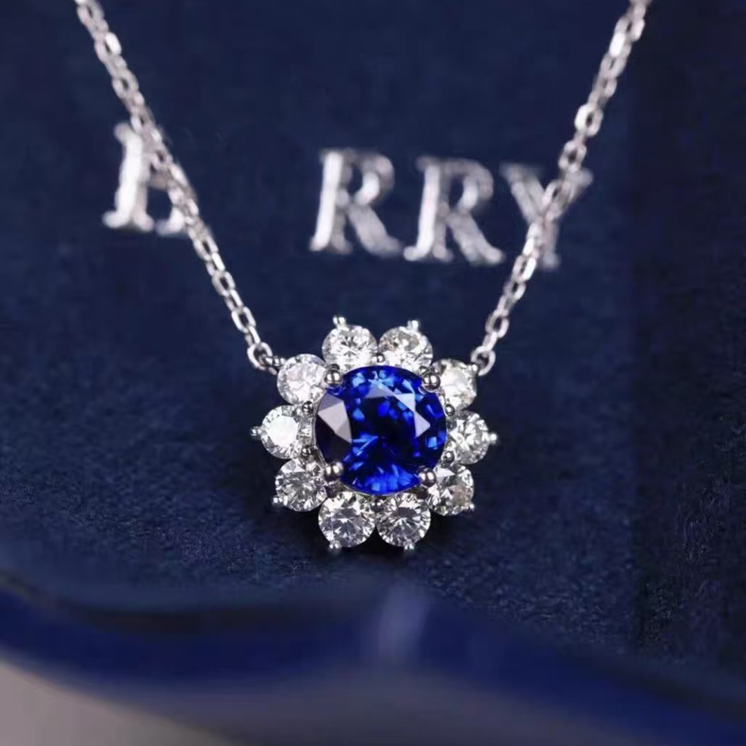 designer necklace women Sunflower Diamond Classic Premium aesthetic double hoop cjeweler chains mens woman pendant necklaces ladies jewelry