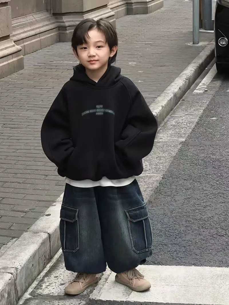 2025 New Boys Vintage AmericanStyle MidLarge Slouchy Loose Fit Thickened FleeceLined Casual Hoodie for Autumn WinterT251030