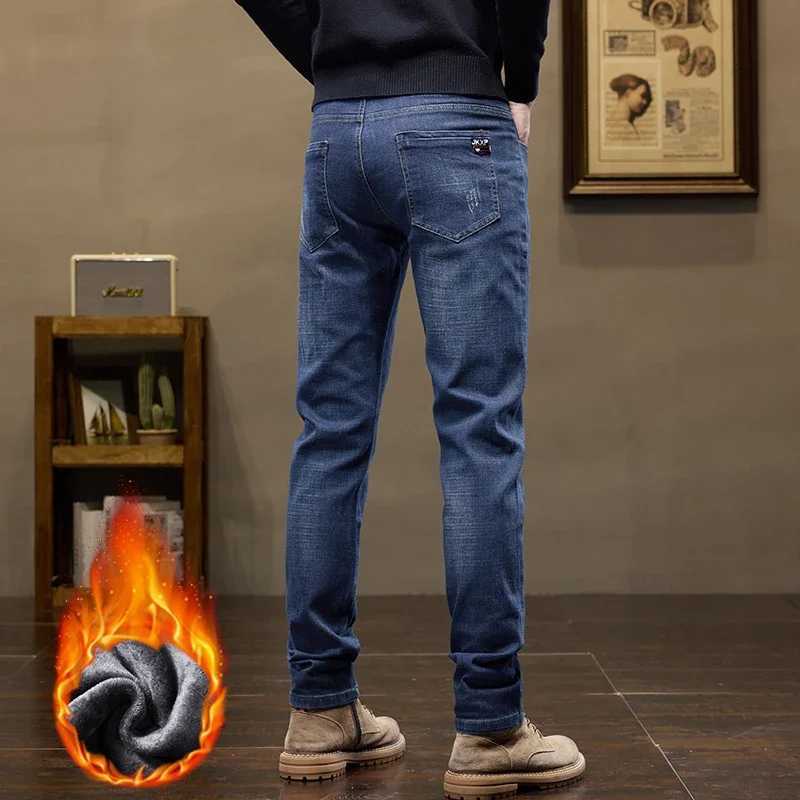 New Mens Winter Fleece Warm Jeans Business Casual Straight Washed Trousers Thickened Thermal Stretch Versatile Male Denim Pants J251030