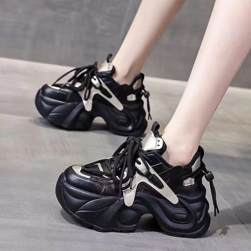2025 Daddy shoes women's platform soles increase height light sneakers small casual versatile shoes