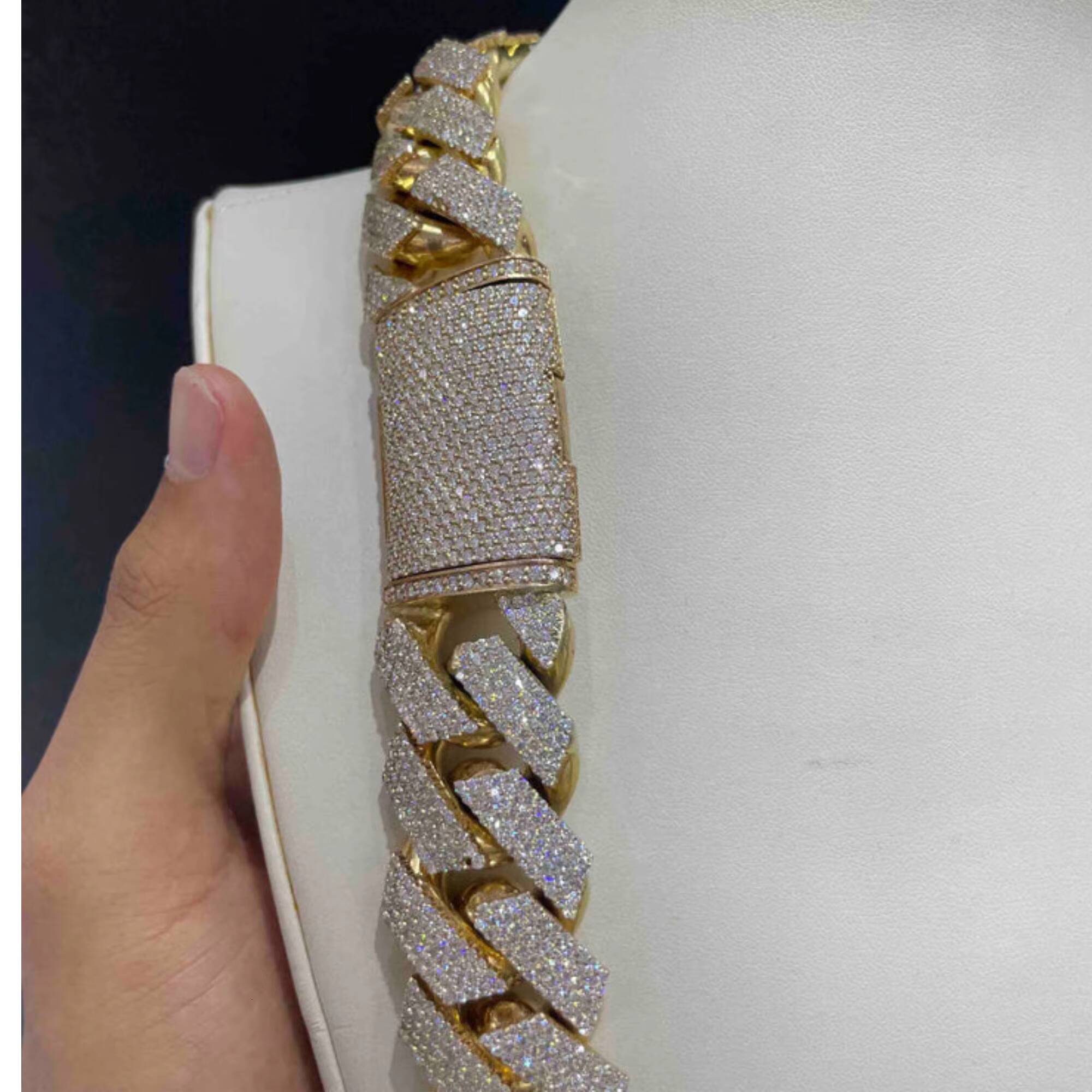 Top Quality Iced Out Cuban Link Chain 20mm VVS Lab Grown Diamond Cuban Link Chain micron 10k Gold Plating Lab Grown Diamonds