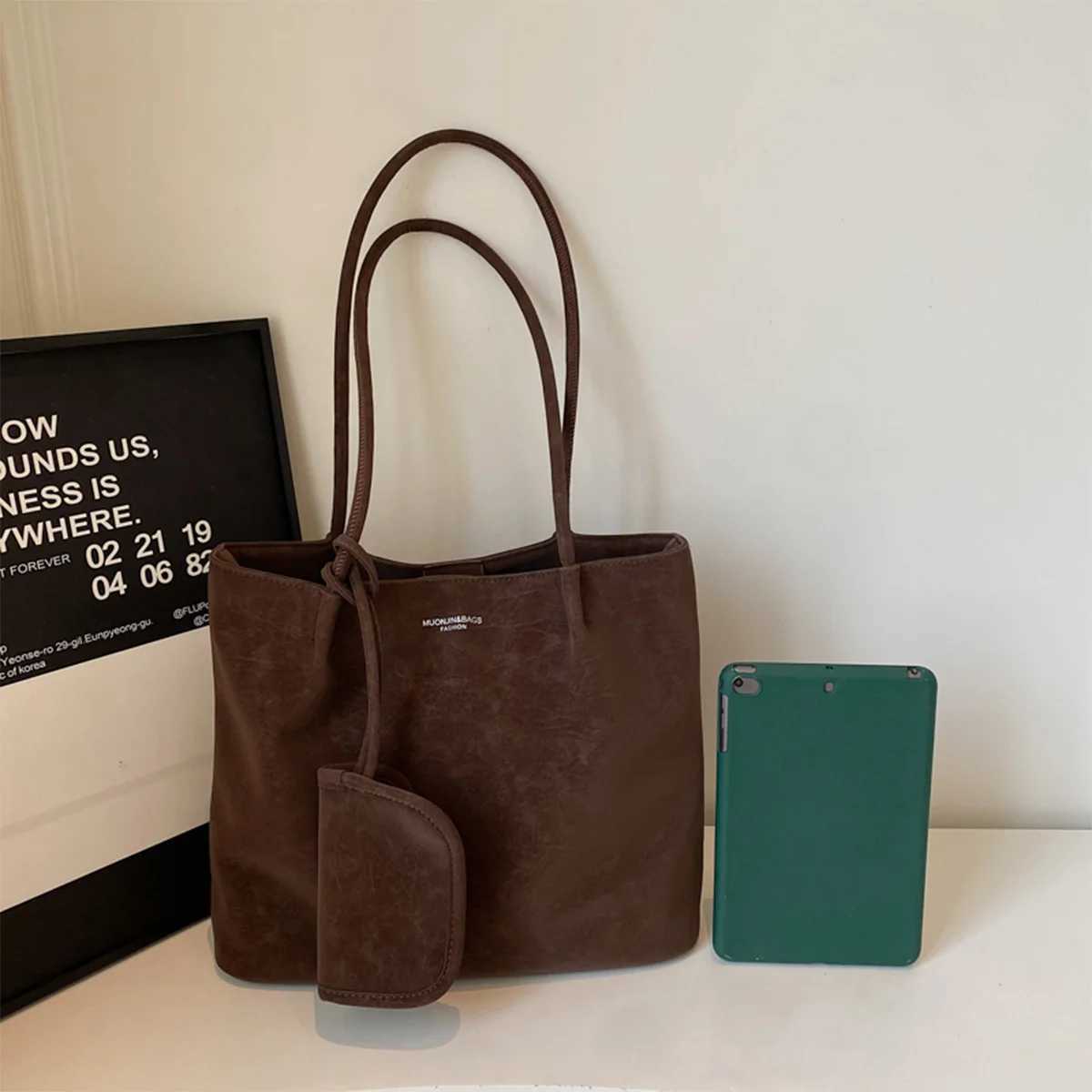 Designer bag Daily Use Wens Fi Shoder Tote Bag Solid Color Letter Print Mini Bag Charm Large Capacity PU Water Resistant Magnetic Y251029