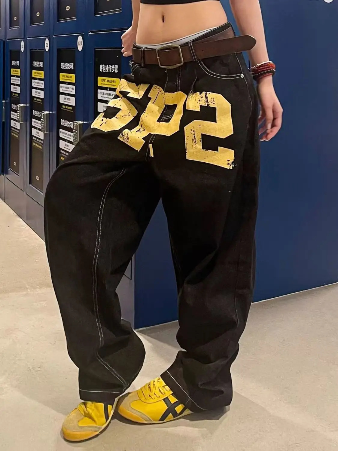 Black Gothic HipHop Letter Printed Streetwear Men And Women Y2k Harajuku 2000s Vintage Fashion Casual Loose WideLeg Jeans 251029