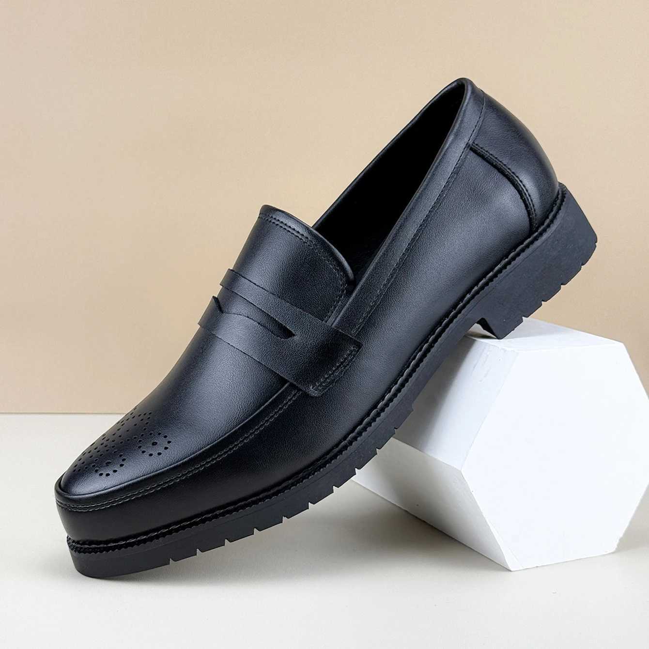 Mens Formal Leather Shoes British Style Oxford Loafers Round Toe Breathable NonSlip Business Dress Wedding Office Casual Shos Z251029