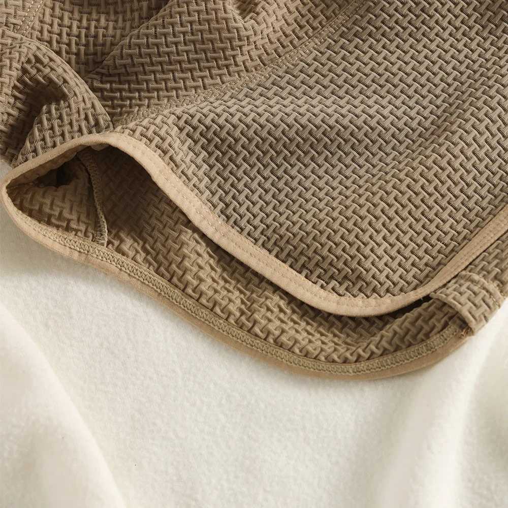 3PCSPack Fashion Ice Silk Knitted Plaid Boxers Breathable Comfort Mesh Crotch Underpants Super Soft High Elastic Mens PantiesT251031