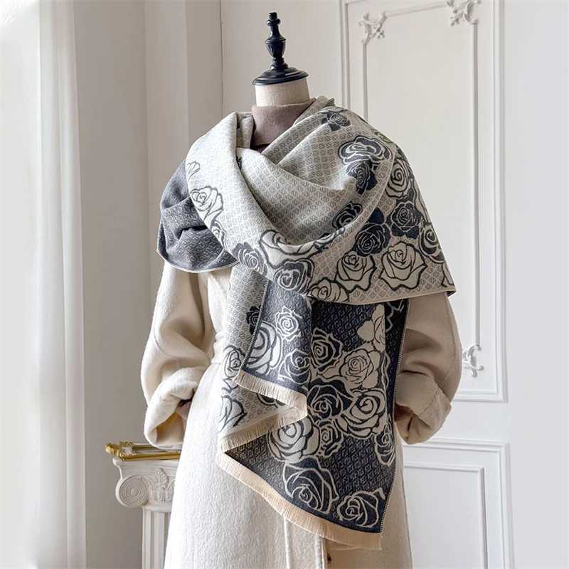 2025 Winter Cashmere Scarf for Women Luxury Warm Shawl Comfortable Windproof Cape Handerchief designer Female Scrarf C251031