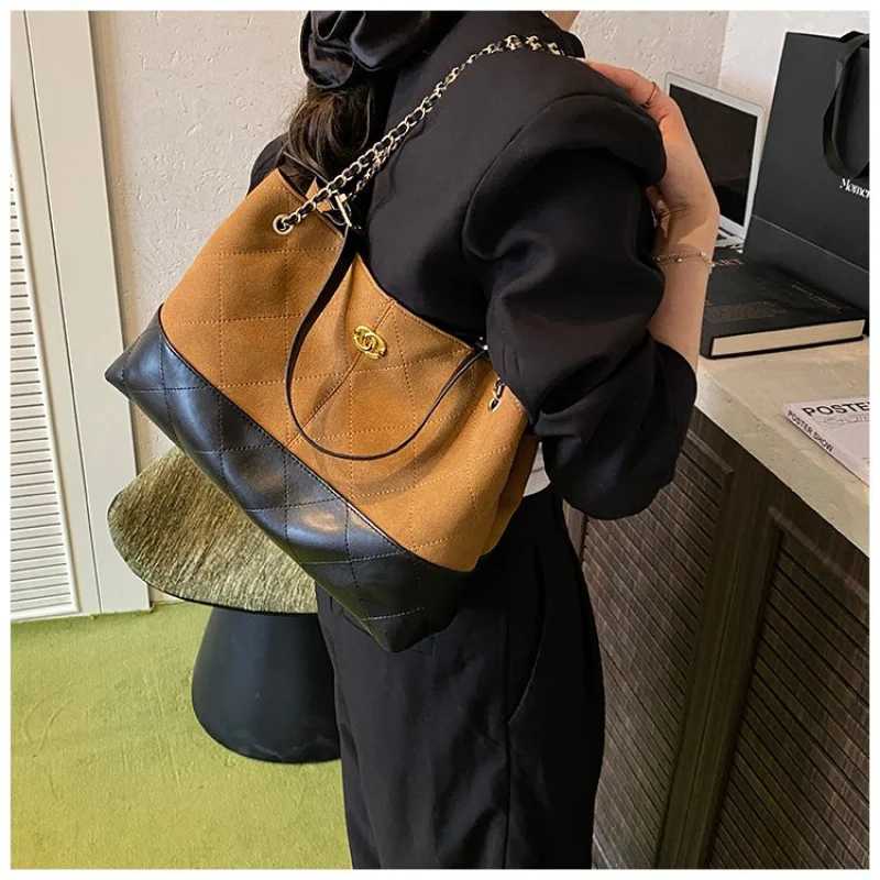 Designer Elegant Leather Shoder Bag For Wen With Crossbody Opti Classic Design By Famous Designer Luxury Handbag Y251120