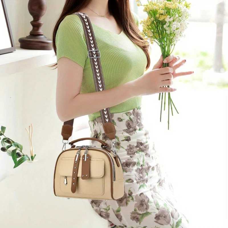 PU Leather Solid Color Fashion Small Handbag Adjustable Shoulder Strap Womens Shoulder Bag Ladies Crossbody bagT251031