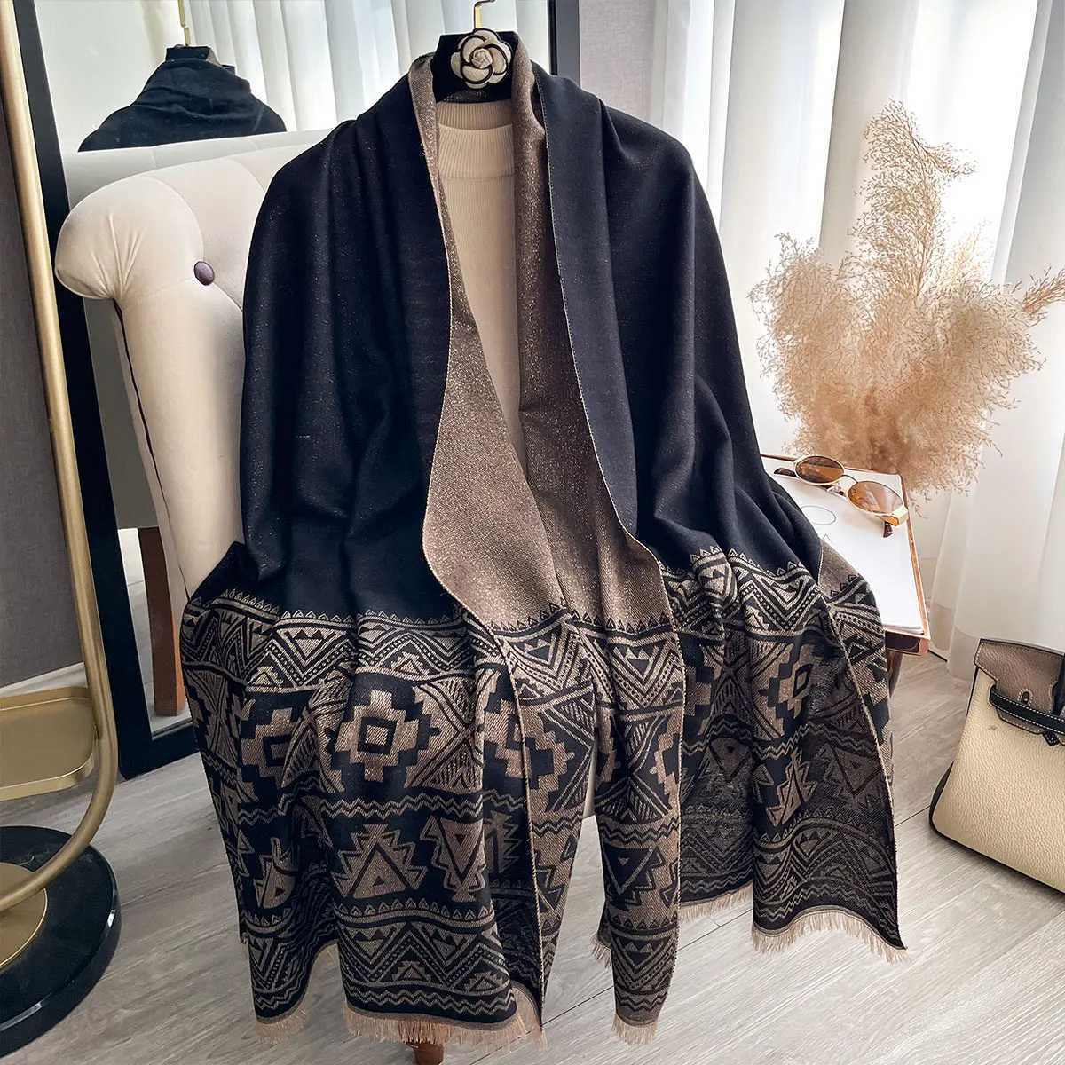 New Elegant Ladies Muslim Hijab Golden Thread long Scarf With Spring and Autumn Coldproof Scarf Decoration Shawl Wrap Headscarf C251031