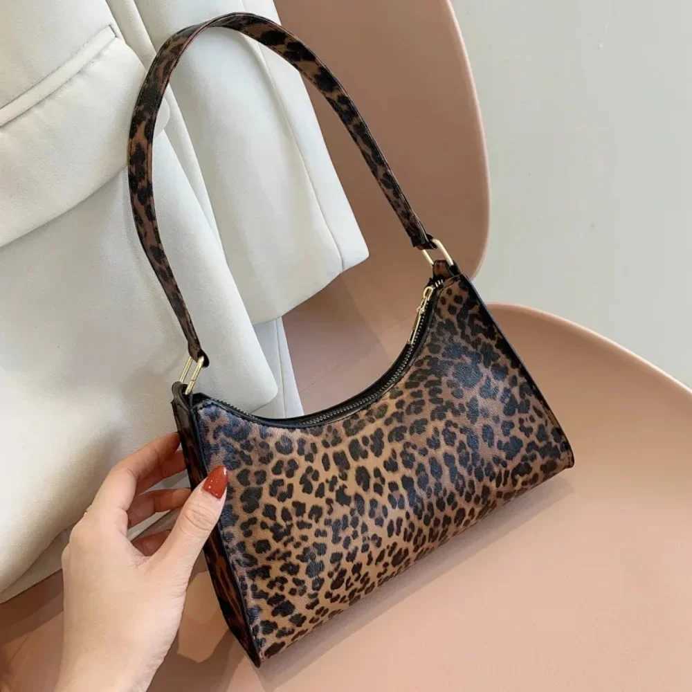 Summer New Shoulder Bags for Women High Quality Zebra Underarm Handbags PU Leather Leopard Armpit Purse Bag W251031