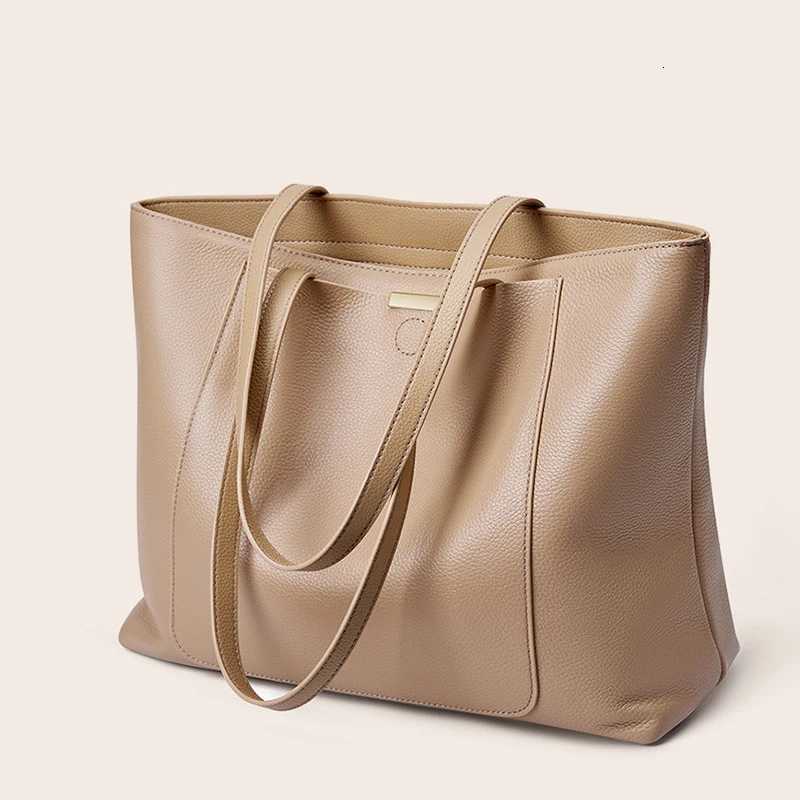 100 Genuine Leather Womens Bag Large Capacity Simple Fashion Cowhide Women Shoulder Bag Female Storage Handbag 2328 W251031