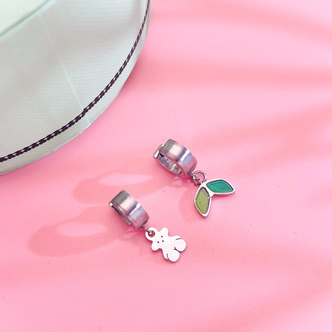 Hot Sale Fashion Women Men Silver Gold Stainless Steel Span Bear Round Color Drop Oil Flower Hoop Earrings Jewelry