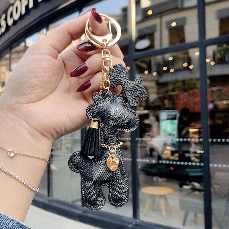 Keychain bag charm Designer charms Trendy Fashionable Car pendant Simple pu Leather accessories