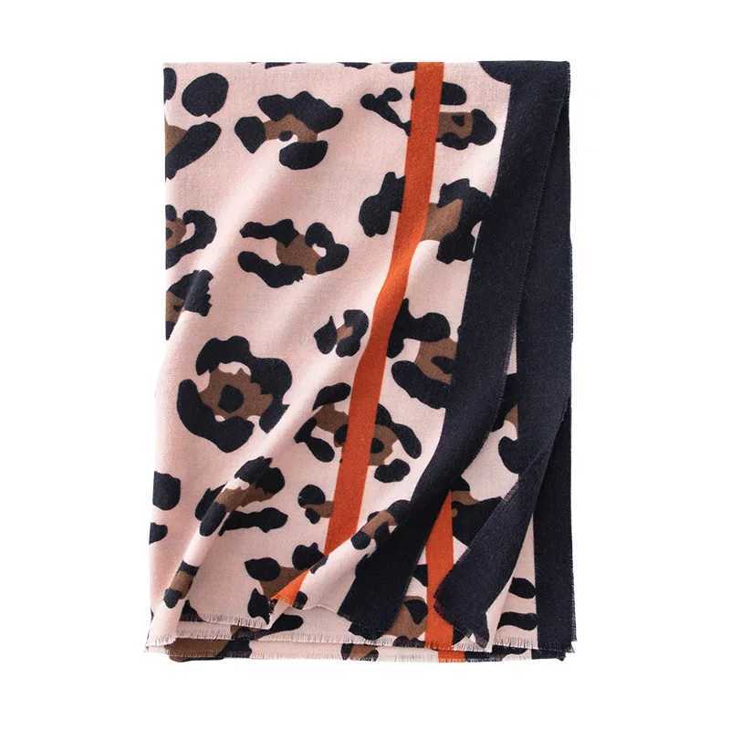 European and American Leopard Print Imitation Cashmere Luxury Scarf Womens Versatile Retro Personality Cashew Flower Shawl C251031