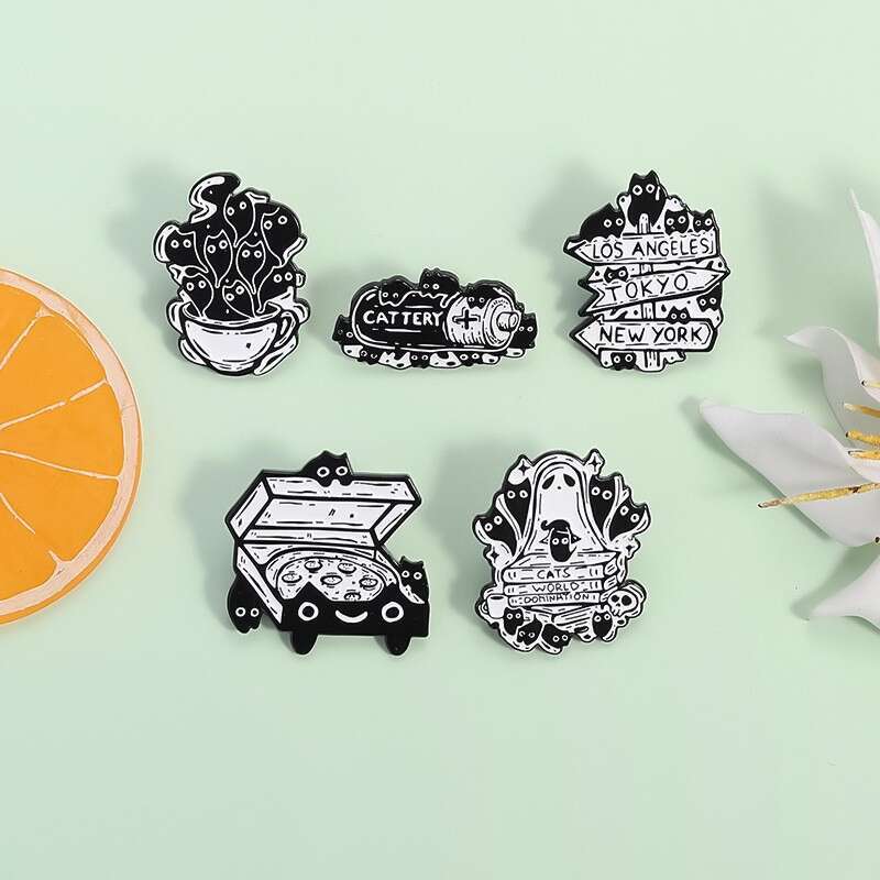 Cross-Border Creative Cartoon Cat Series Accessories Badge Personality Versatile Black and White Animal Alloy Brooch