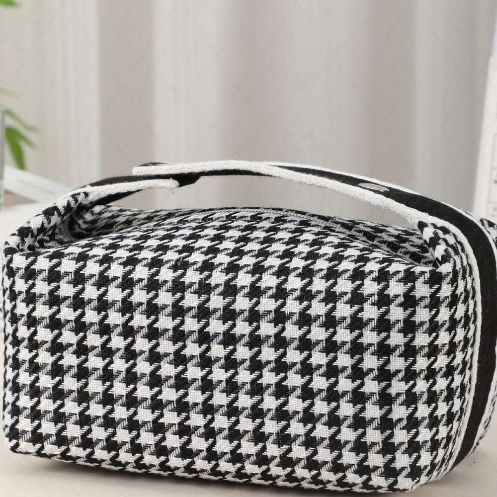 Family Lunch Box Travel Toiletry Canvas Handheld Makeup Portable Women's Cosmetic Storage Bag Wholesale