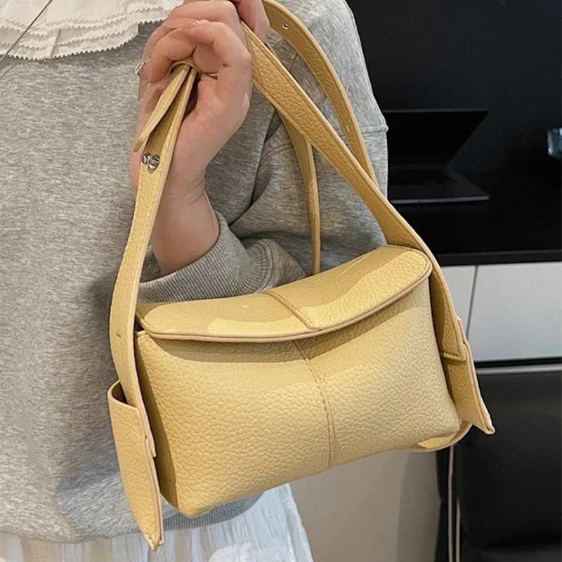 Novelty Eaves Ear H… - image