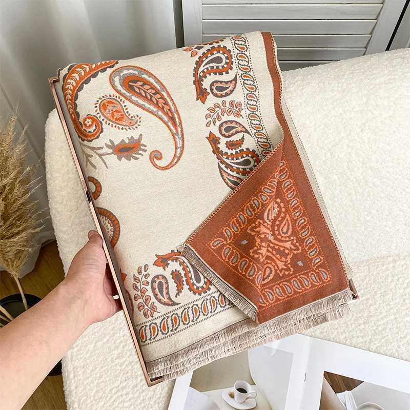 New Warm Luxury Cashmere Scarf Women Ethnic Paisley Shawl and Wraps Ladies Blanket Foulard Winter Bandana Bufanda C251031