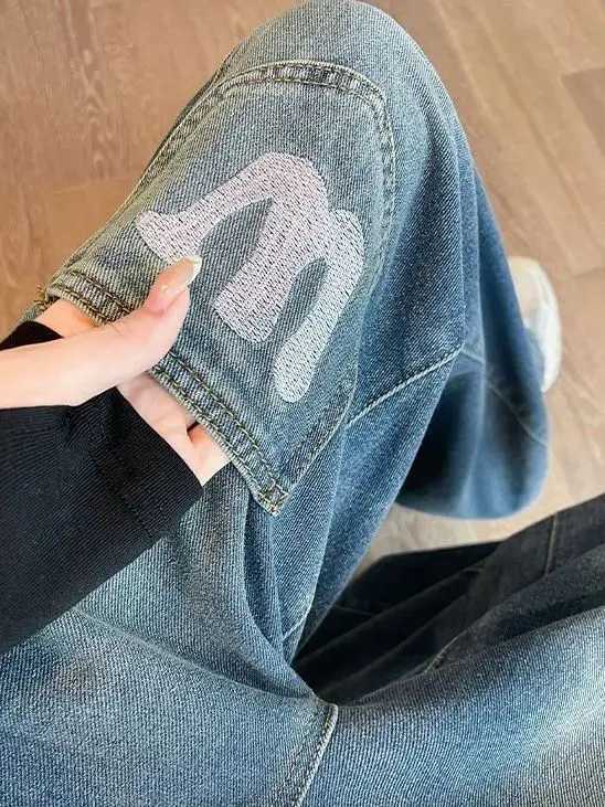 Plus Size Womens StraightLeg WideLeg LooseFit HighWaisted SkinnyLooking Flattering CoverUp Jeans J251031