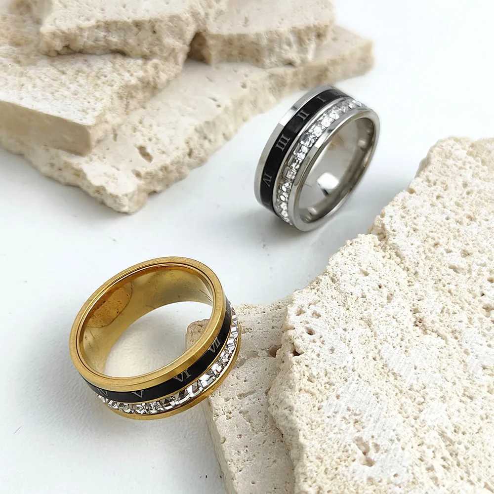 Stylish and charming stainless steel goldplated mens ring simple Roman numeral zircon womens ring wedding party jewelryXJ251031